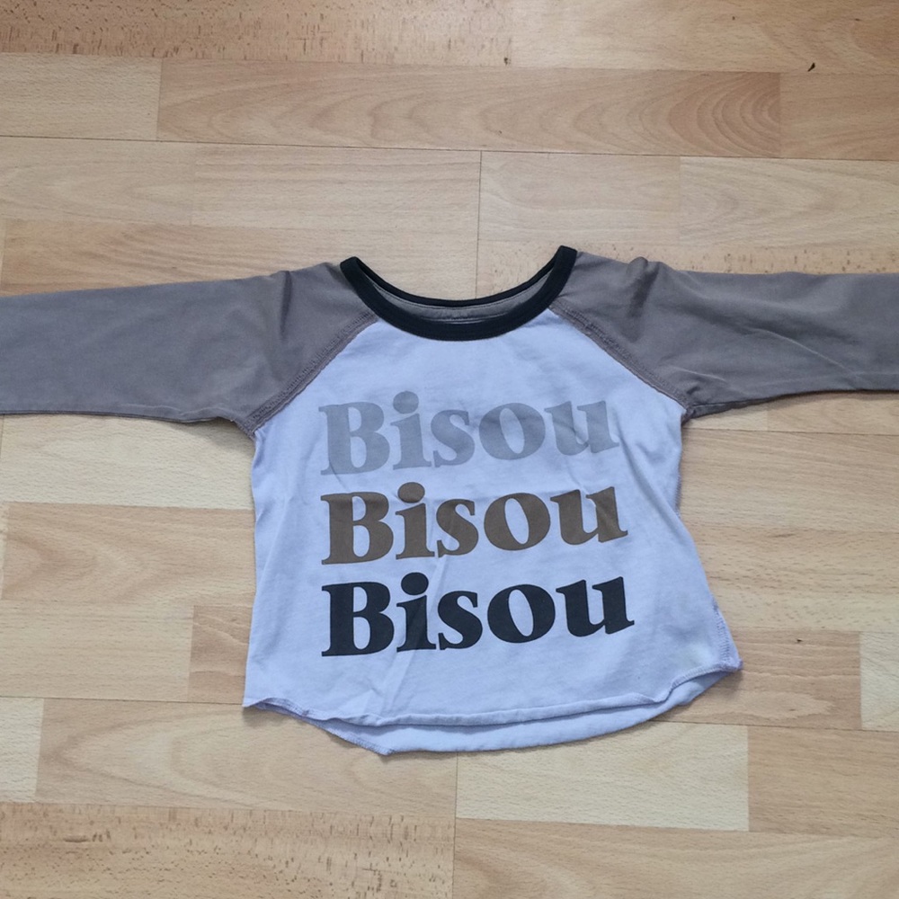 Like new long sleeve tee